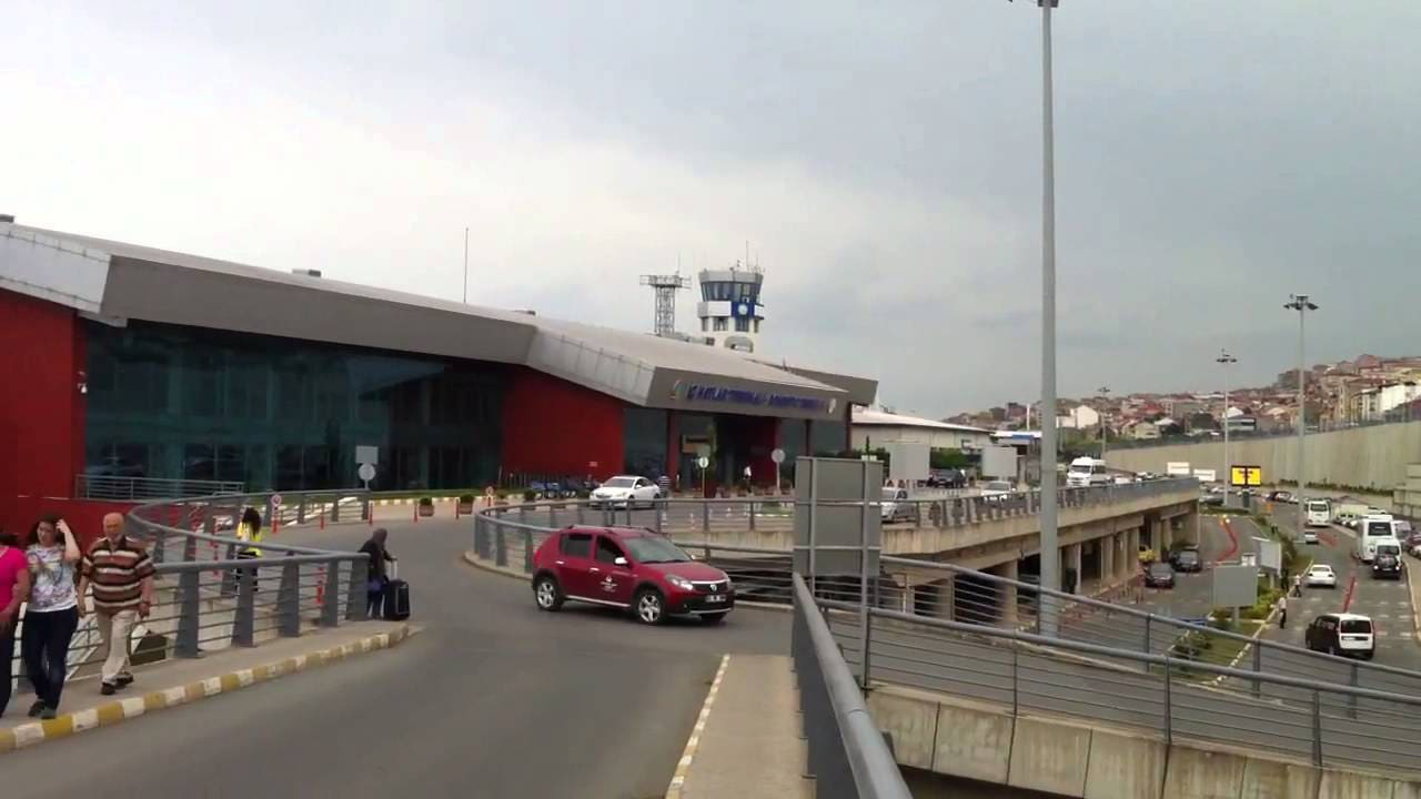 مطار طرابزون