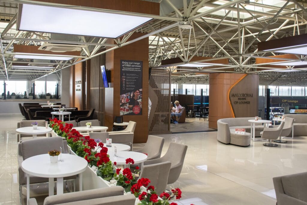 مطار أنطاليا الدولي